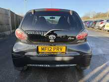 Toyota AYGO VVT-i Fire - U849