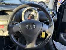 Toyota AYGO VVT-i Fire - U849