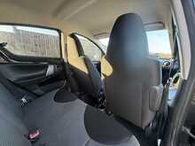 Toyota AYGO VVT-i Fire - U849