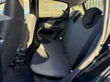 Toyota AYGO VVT-i Fire - U849