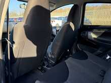 Toyota AYGO VVT-i Fire - U849