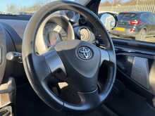 Toyota AYGO VVT-i Fire - U849
