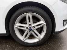 Ford Focus T EcoBoost Titanium - U851