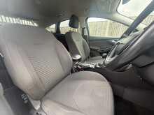 Ford Focus T EcoBoost Titanium - U851