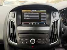 Ford Focus T EcoBoost Titanium - U851