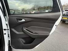 Ford Focus T EcoBoost Titanium - U851