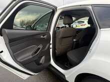 Ford Focus T EcoBoost Titanium - U851