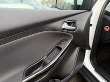 Ford Focus T EcoBoost Titanium - U851