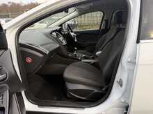 Ford Focus T EcoBoost Titanium - U851