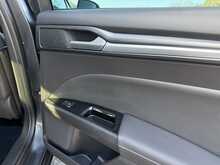 Ford Mondeo TDCi Titanium - U855