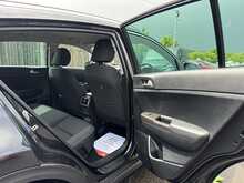 Kia Sportage CRDi 2 - U874