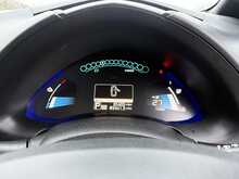 Nissan Leaf Tekna - U879