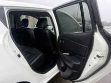 Nissan Leaf Tekna - U879