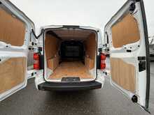 Vauxhall Vivaro Turbo D 2900 Pro - U883