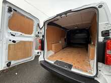 Vauxhall Vivaro Turbo D 2900 Pro - U883