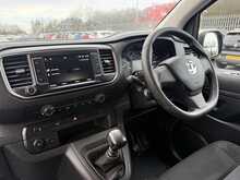 Vauxhall Vivaro Turbo D 2900 Pro - U883