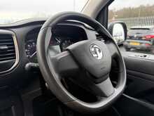 Vauxhall Vivaro Turbo D 2900 Pro - U883