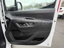 Peugeot Partner BlueHDi 1000 Professional Premium + - U886
