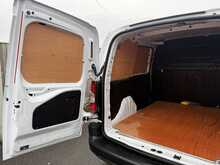 Peugeot Partner BlueHDi 1000 Professional Premium + - U886