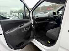 Peugeot Partner BlueHDi 1000 Professional Premium + - U886