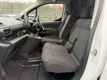 Peugeot Partner BlueHDi 1000 Professional Premium + - U886