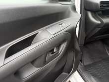 Peugeot Partner BlueHDi 1000 Professional Premium + - U886