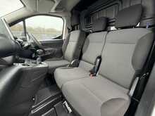 Peugeot Partner BlueHDi 1000 Professional Premium + - U886