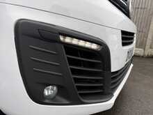 Vauxhall Vivaro Turbo D 2900 Pro - U888