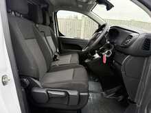 Vauxhall Vivaro Turbo D 2900 Pro - U888