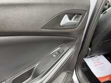 Vauxhall Grandland X Turbo D BlueInjection Sport Nav - U925