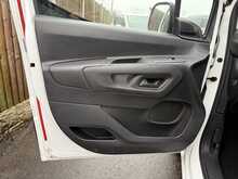Vauxhall Combo Turbo D 2300 Sportive - U935