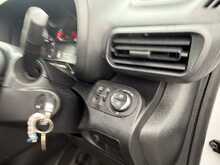 Vauxhall Combo Turbo D 2300 Pro - U938
