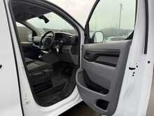 Vauxhall Vivaro Turbo D 2900 Dynamic - U939