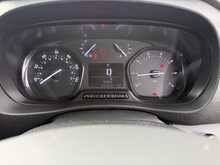 Vauxhall Vivaro Turbo D 2900 Dynamic - U939