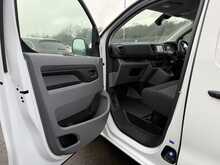 Vauxhall Vivaro Turbo D 2900 Dynamic - U939