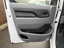 Vauxhall Vivaro Turbo D 2900 Dynamic - U939