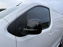 Vauxhall Vivaro Turbo D 2900 Pro - U942