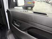 Vauxhall Vivaro Turbo D 2900 Pro - U942