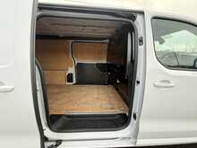 Vauxhall Vivaro Turbo D 2900 Pro - U942