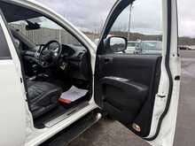 Mitsubishi L200 DI-D Barbarian - U943
