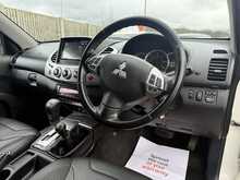 Mitsubishi L200 DI-D Barbarian - U943