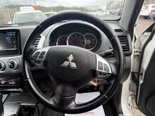 Mitsubishi L200 DI-D Barbarian - U943