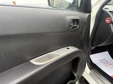 Mitsubishi L200 DI-D Barbarian - U943
