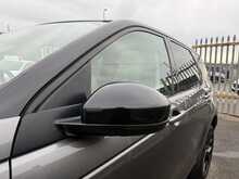 Land Rover Discovery Sport  - U946
