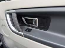 Land Rover Discovery Sport  - U946