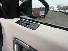 Land Rover Discovery Sport  - U946