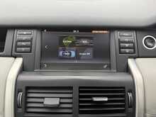Land Rover Discovery Sport  - U946