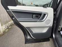 Land Rover Discovery Sport  - U946