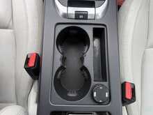 Land Rover Discovery Sport  - U946