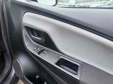 Toyota Yaris Dual VVT-i Icon - U954